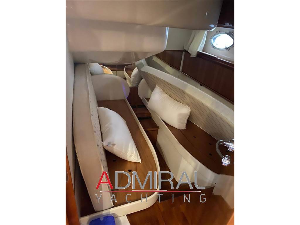 Pershing 50'