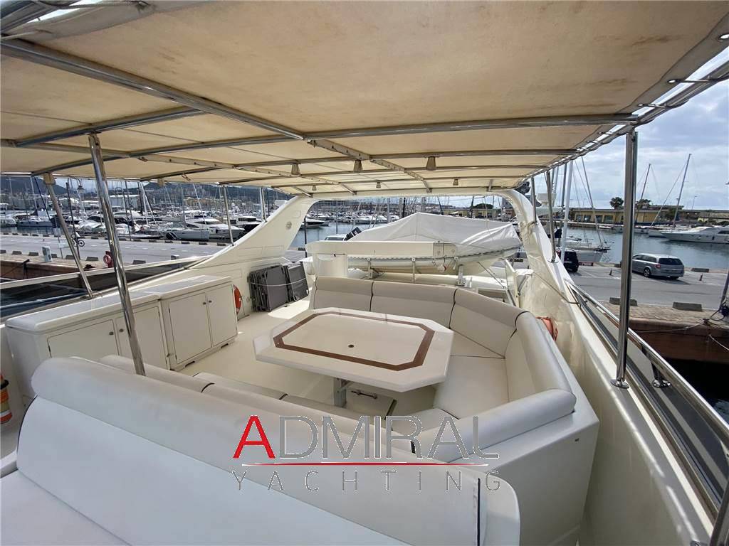 Falcon yachts 85