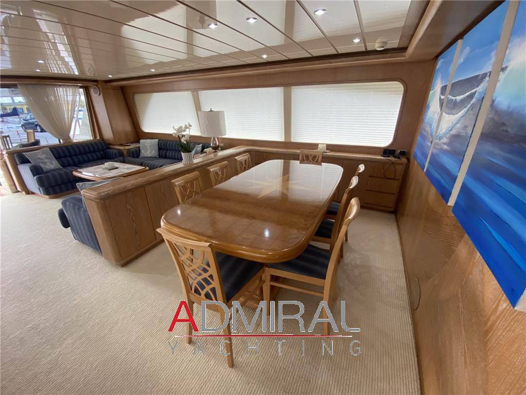 Falcon yachts 85