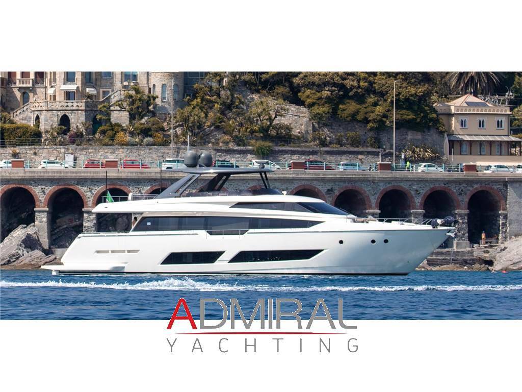 Ferretti yachts 850