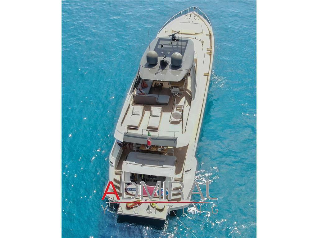 Ferretti yachts 850