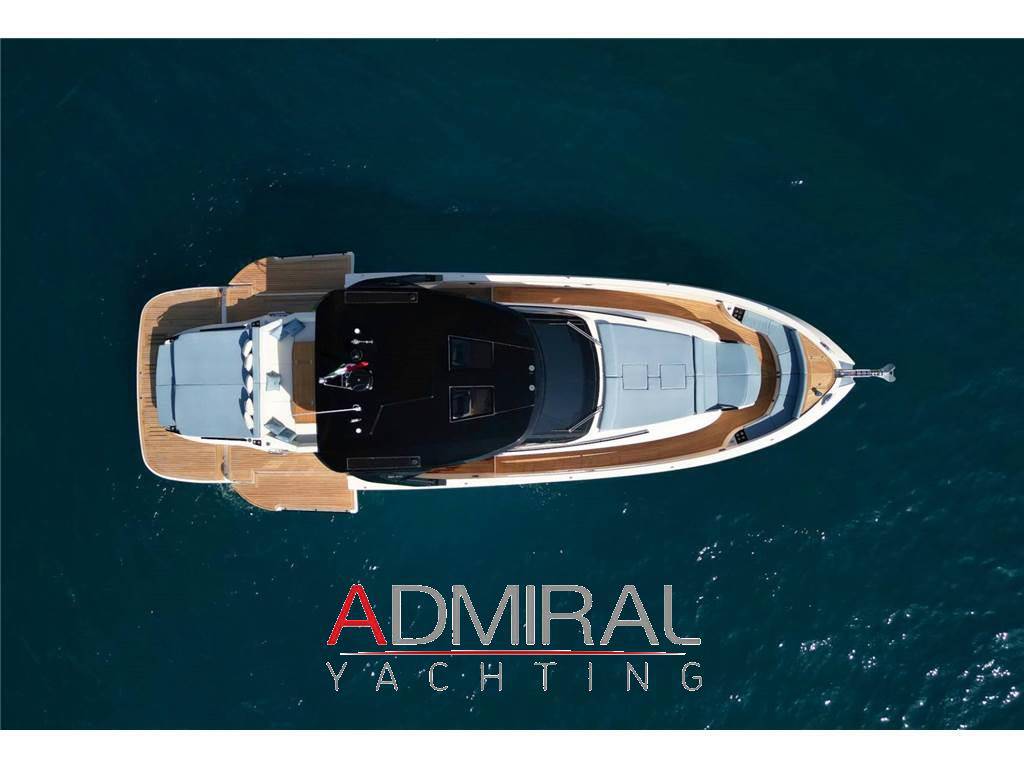 Cayman yachts 540 wa
