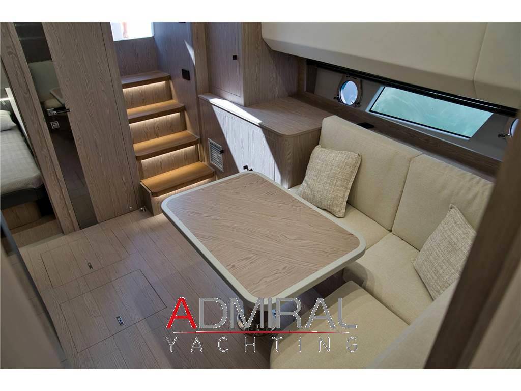 Cayman yachts 540 wa