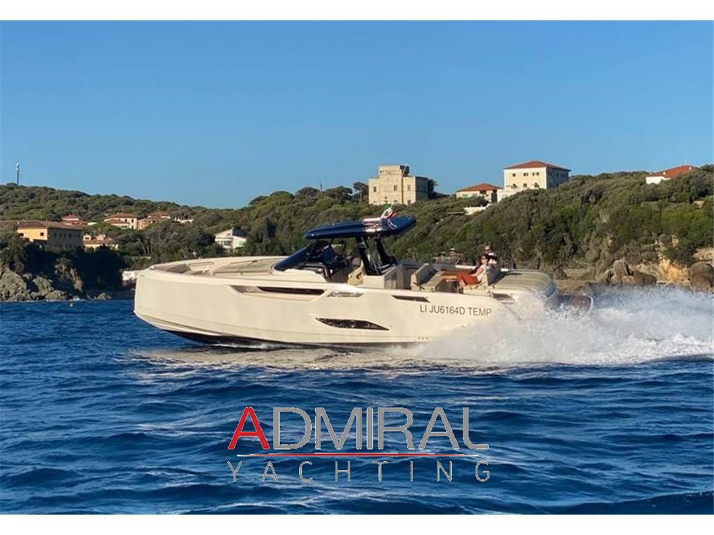 Cayman yachts 400 wa