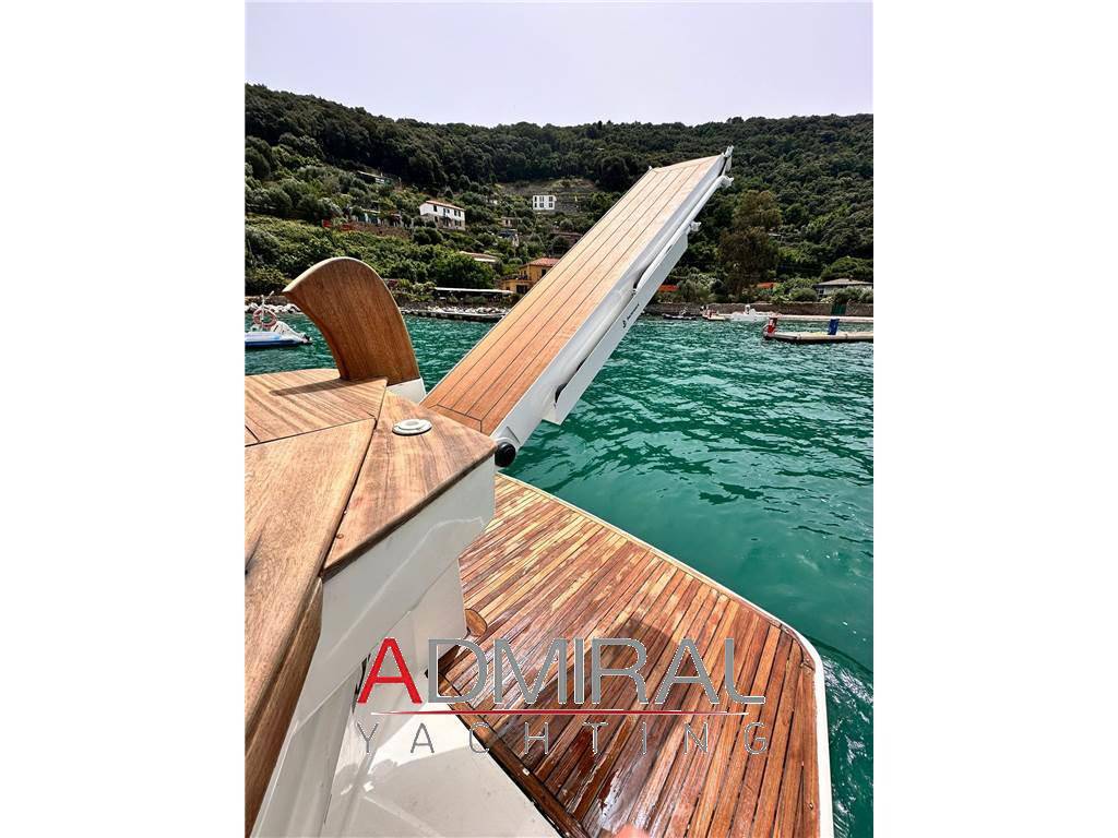 Menorquin 160 fly