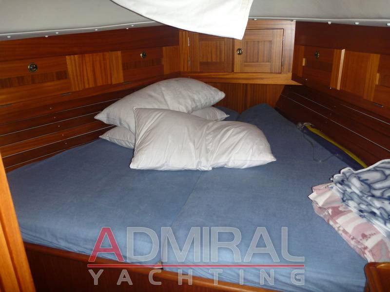 Hallberg rassy 34