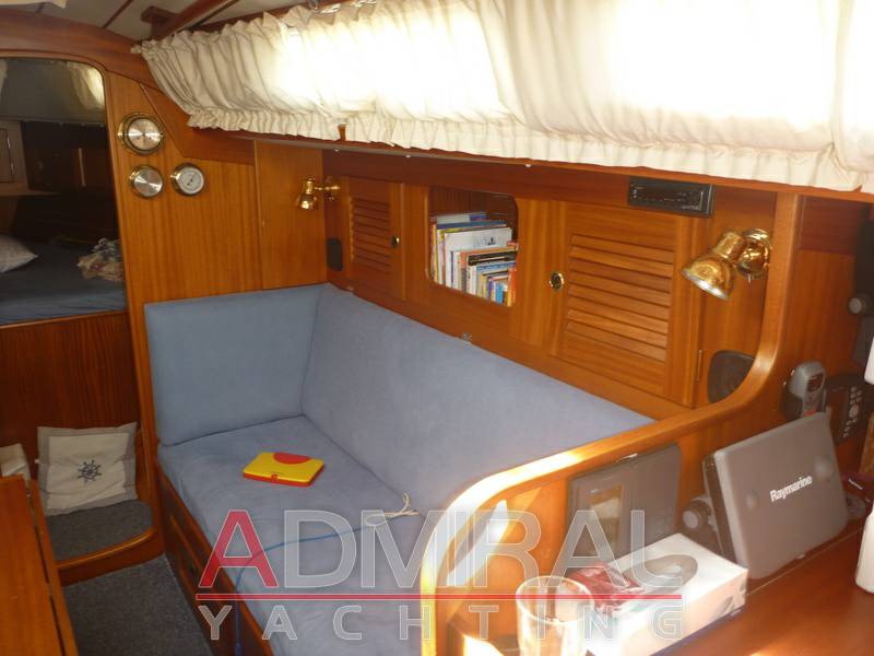 Hallberg rassy 34