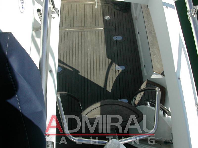 Sessa Dorado 32 fly