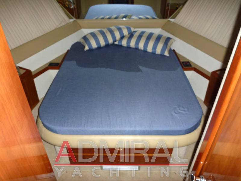 Ferretti 430 fly