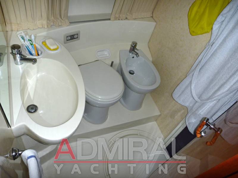 Ferretti 430 fly