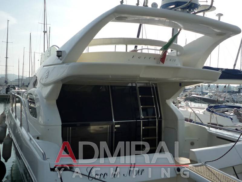 Ferretti 430 fly