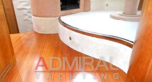 Azimut 62