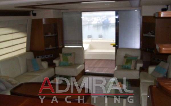 Ferretti 731