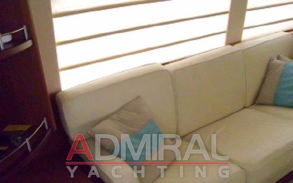 Ferretti 731