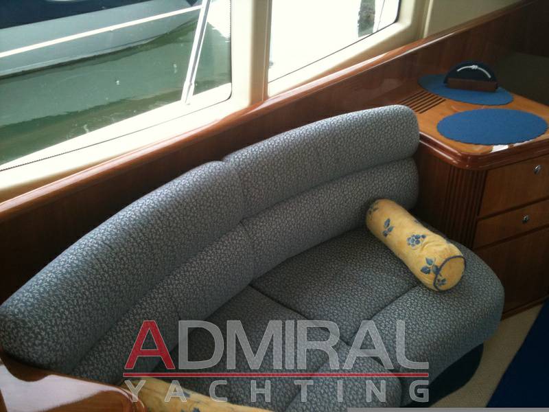 Azimut 42
