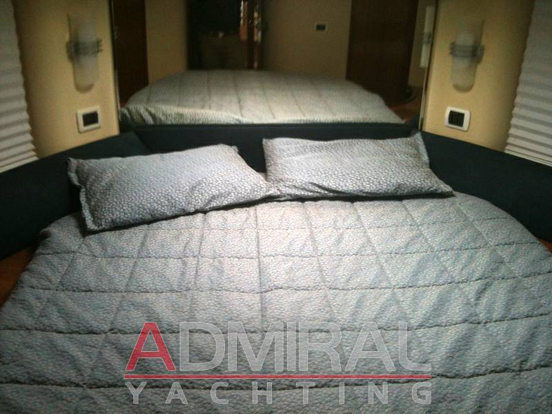 Azimut 42