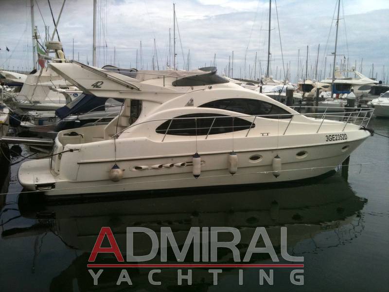 Azimut 42