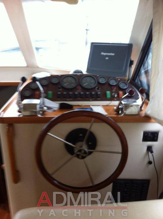 Riviera 33