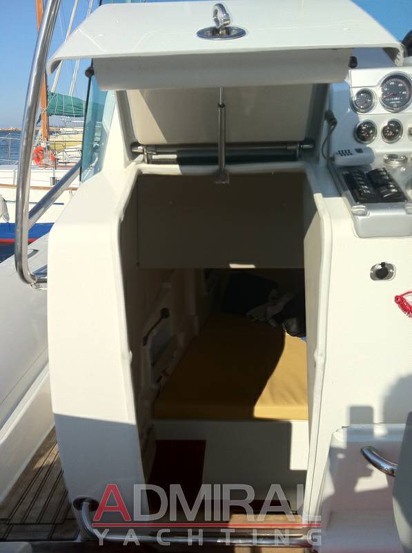 Pirelli 1000 cabin