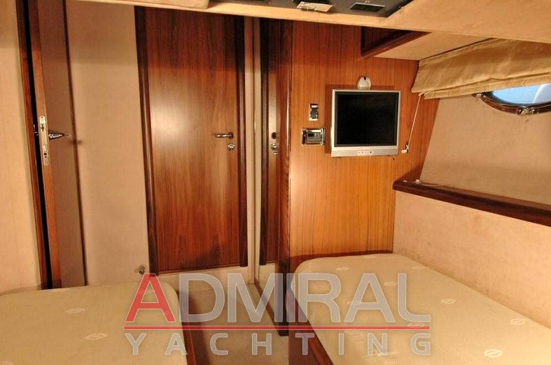 Sunseeker Predator 72