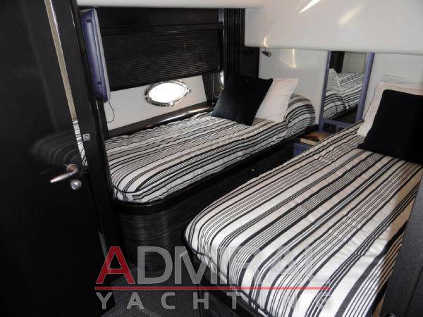 Sunseeker Predator 82