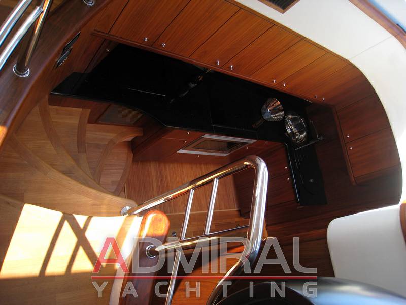 Sunseeker Predator 52