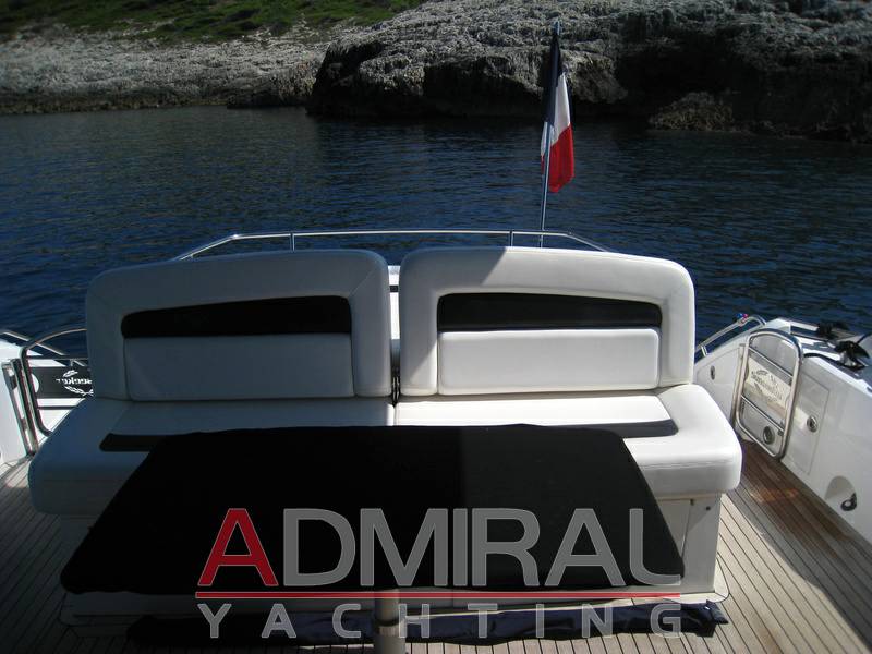Sunseeker Predator 52