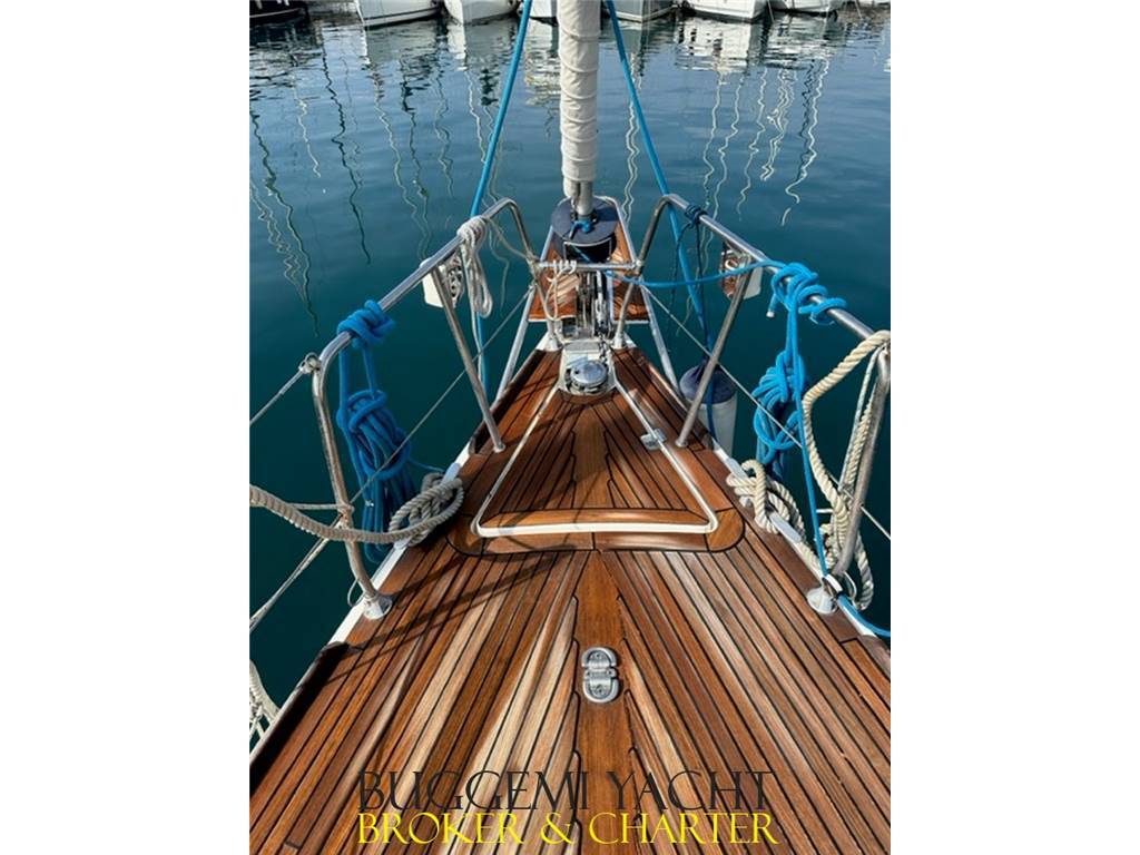 Dufour 44 performance