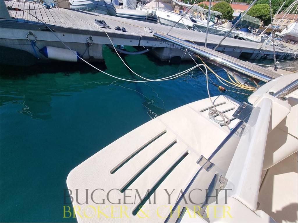 Mainship 400 trawlers