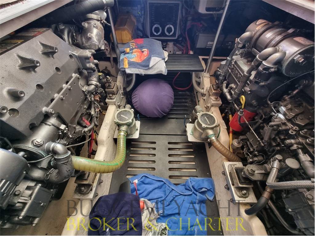Mainship 400 trawlers