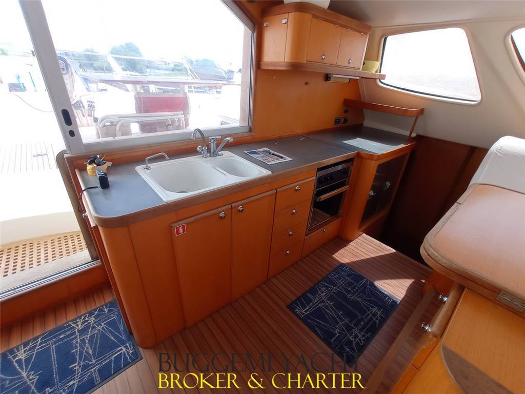 Catana 471
