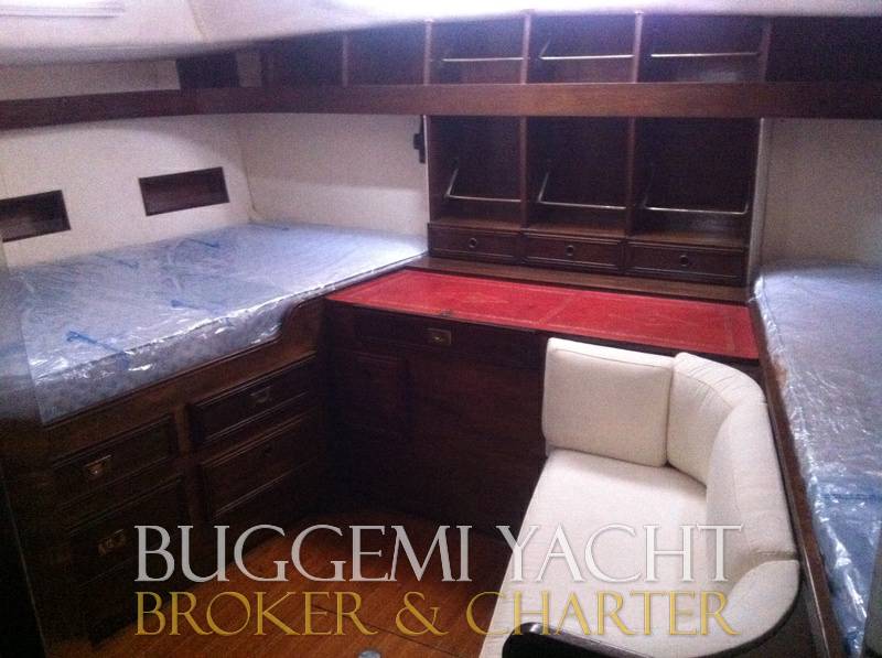 Camper nicholsons 70