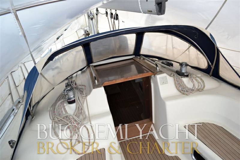 Bavaria 37 cruiser