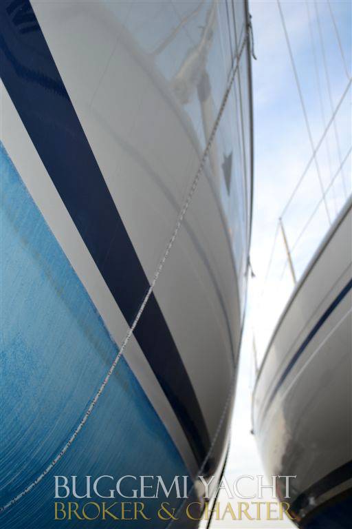 Bavaria 37 cruiser