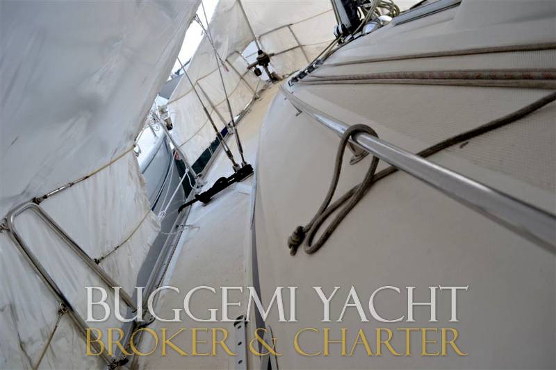 Bavaria 37 cruiser