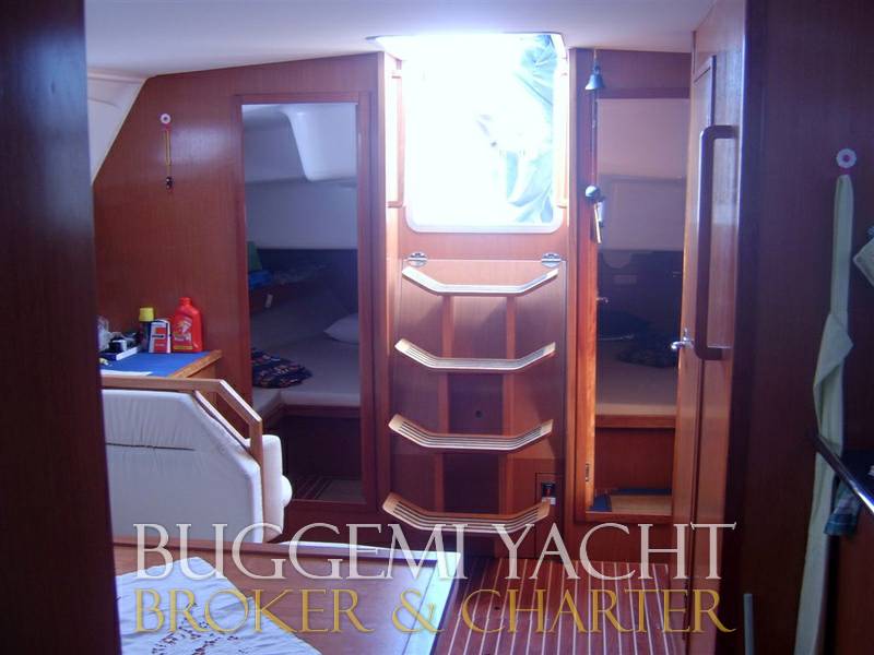 Bavaria 43 cruiser