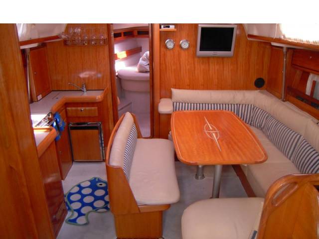 Bavaria yachts 42 cruiser