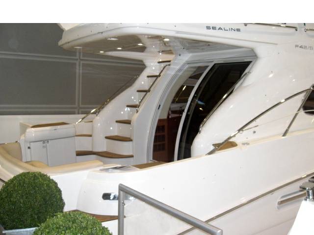 Sealine 42 Ì¸ 5 - 3 cabine