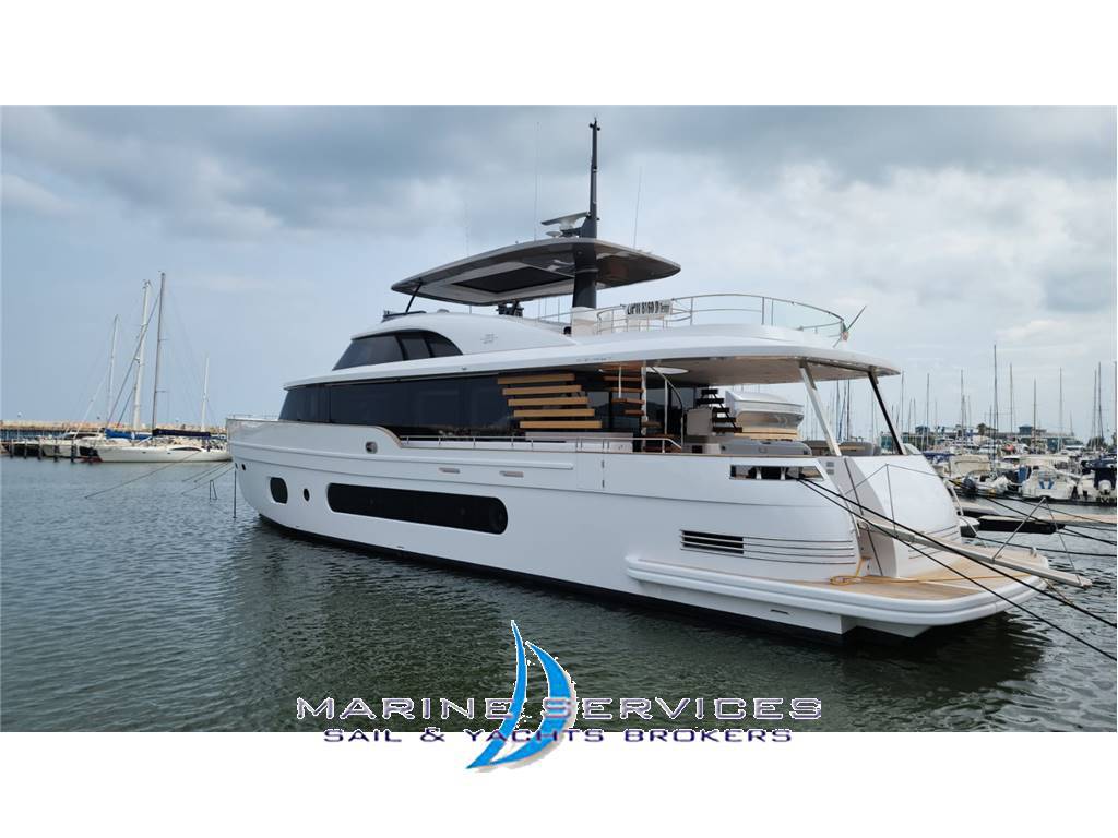 Azimut Magellano 25 metri