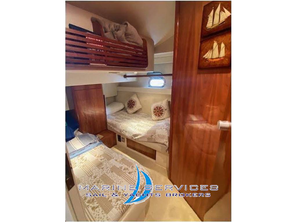 Azimut 40 fly
