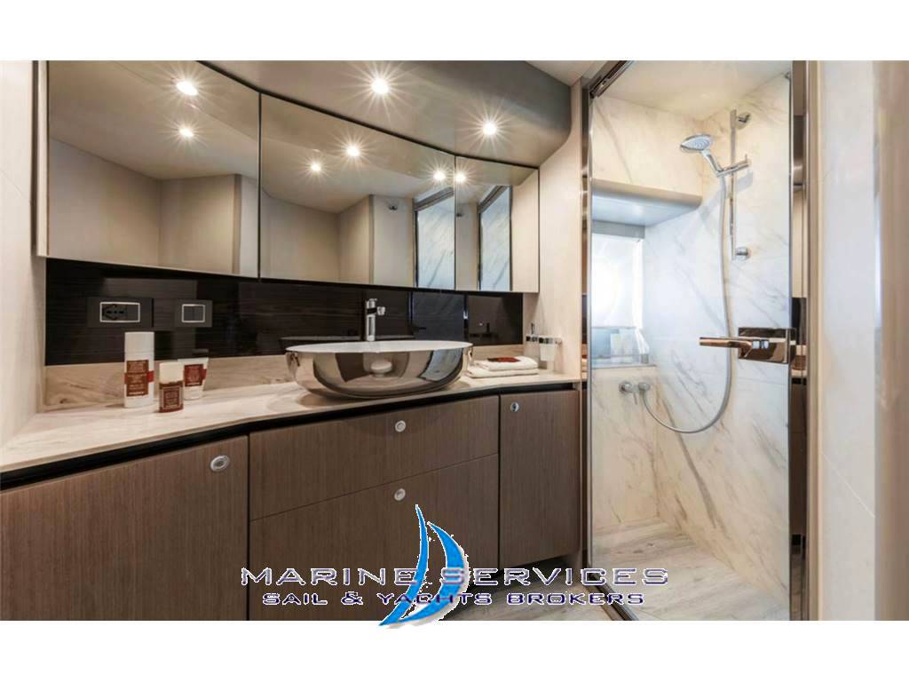 Absolute Navetta 48