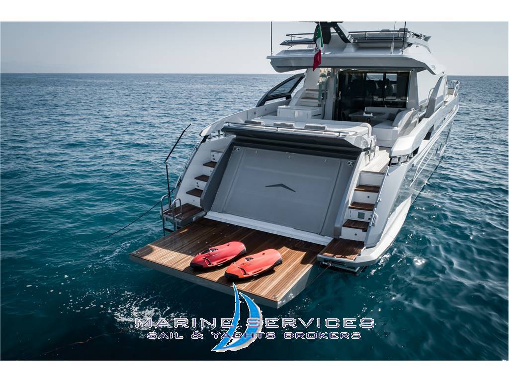 Azimut S8