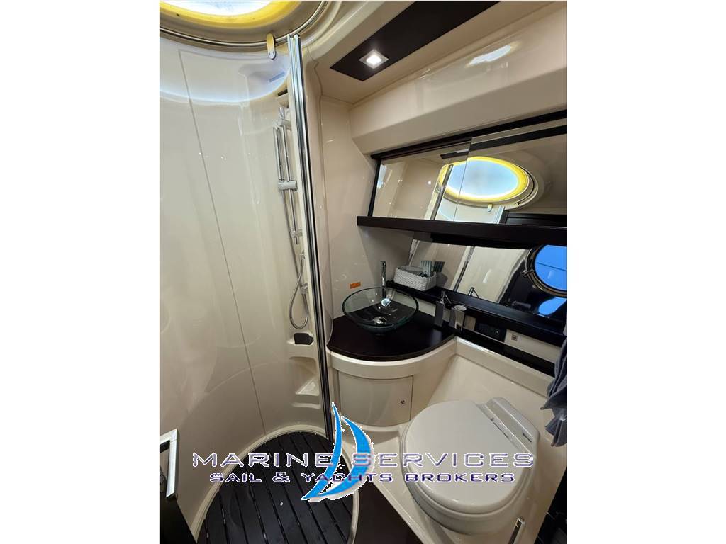 Azimut 43s