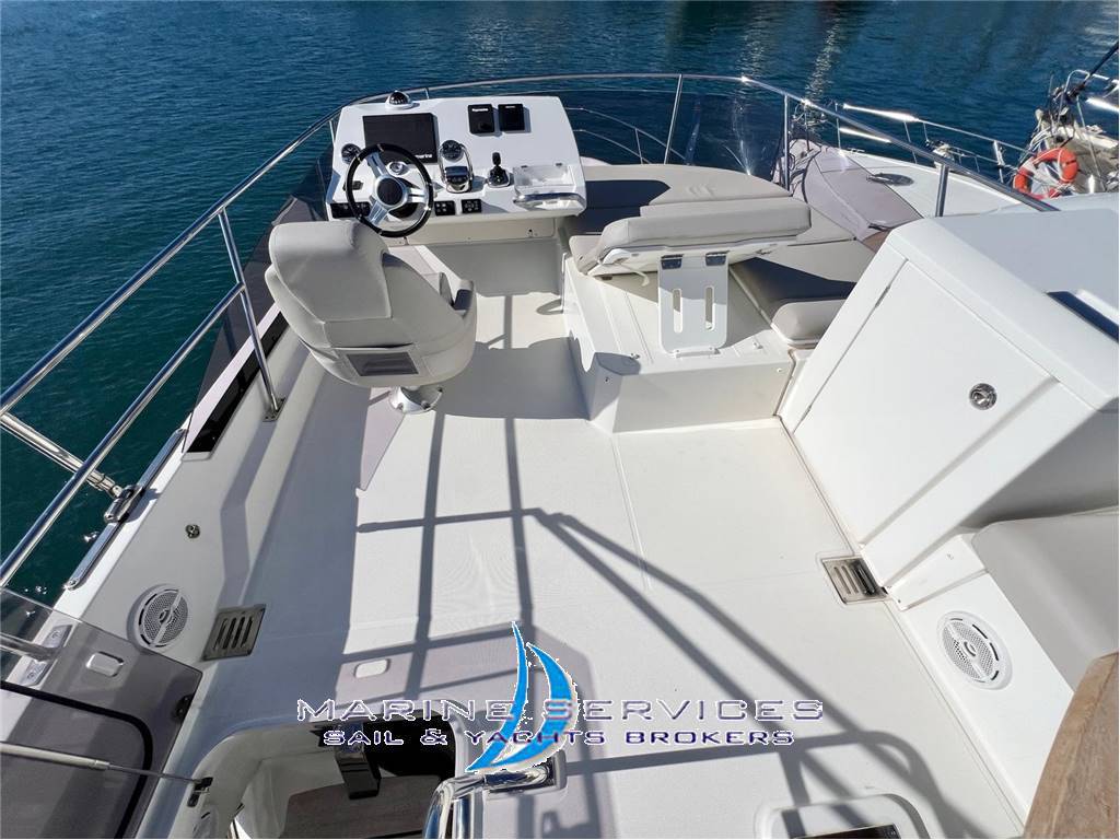 Prestige 420 fly
