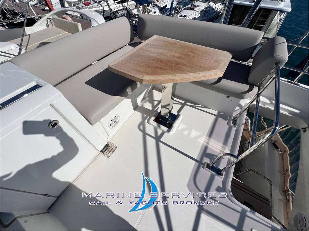 Prestige 420 fly