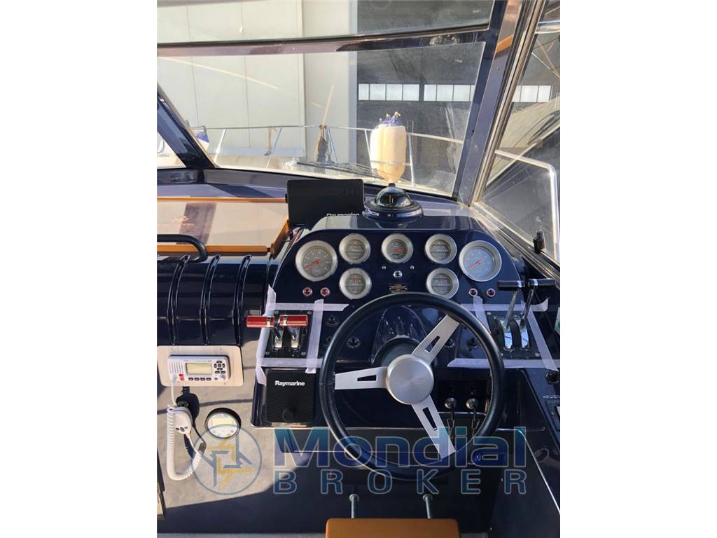 Riva 42 fly