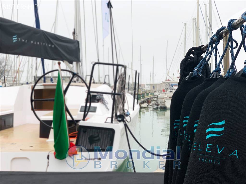 Eleva yachts The fortytwo