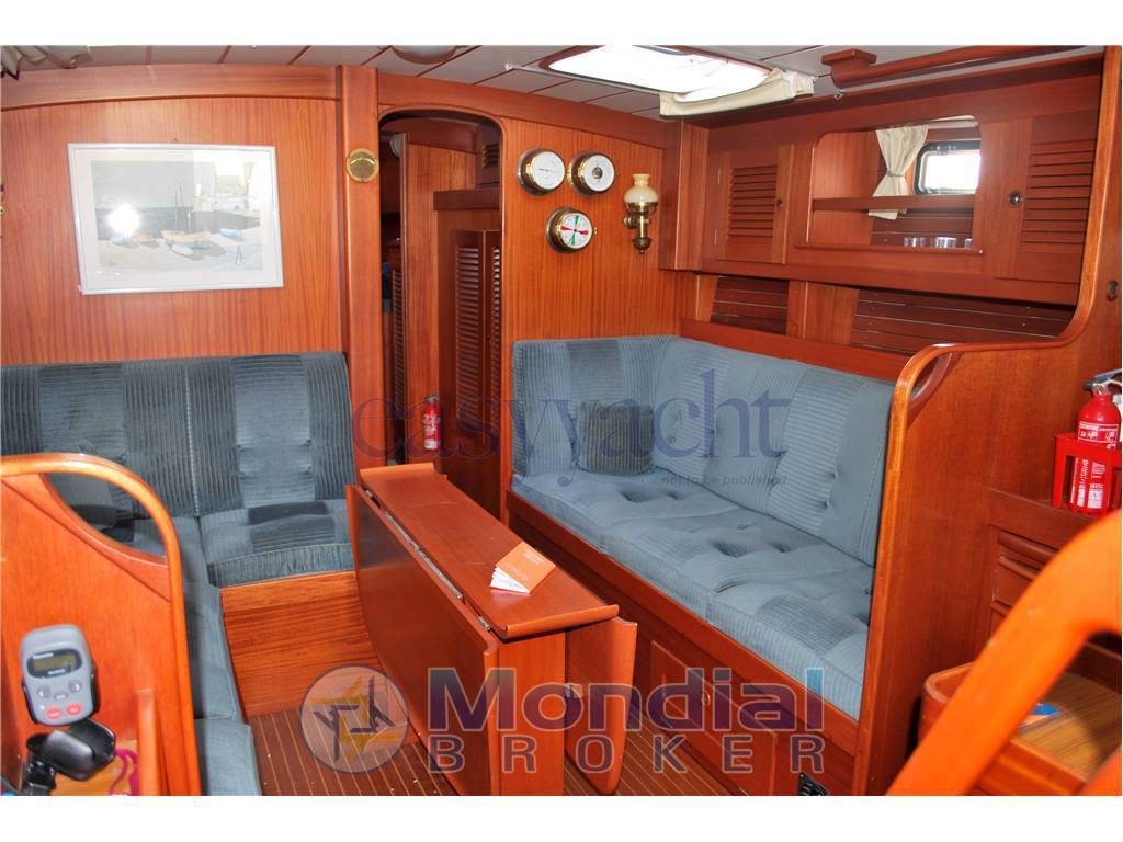 Hallberg rassy 42