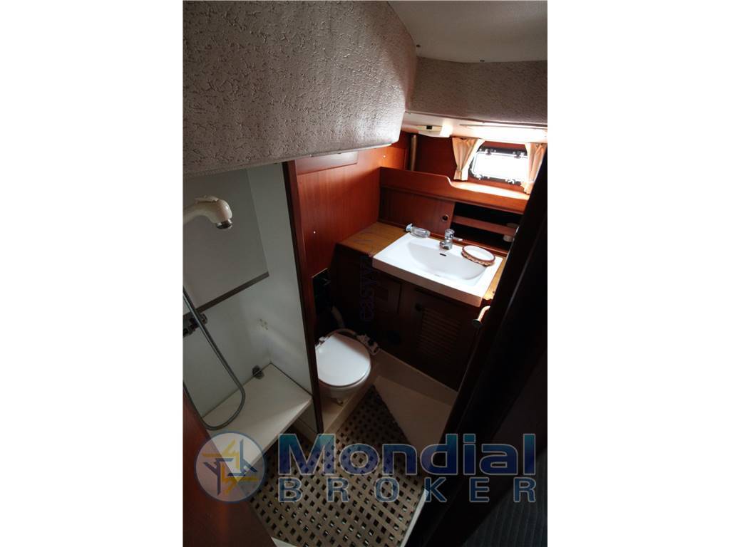 Hallberg rassy 42