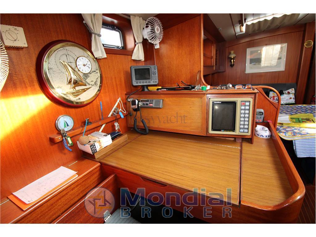 Hallberg rassy 42